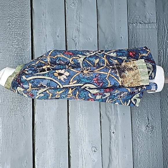 CITRON Top - Picture 2 of 6